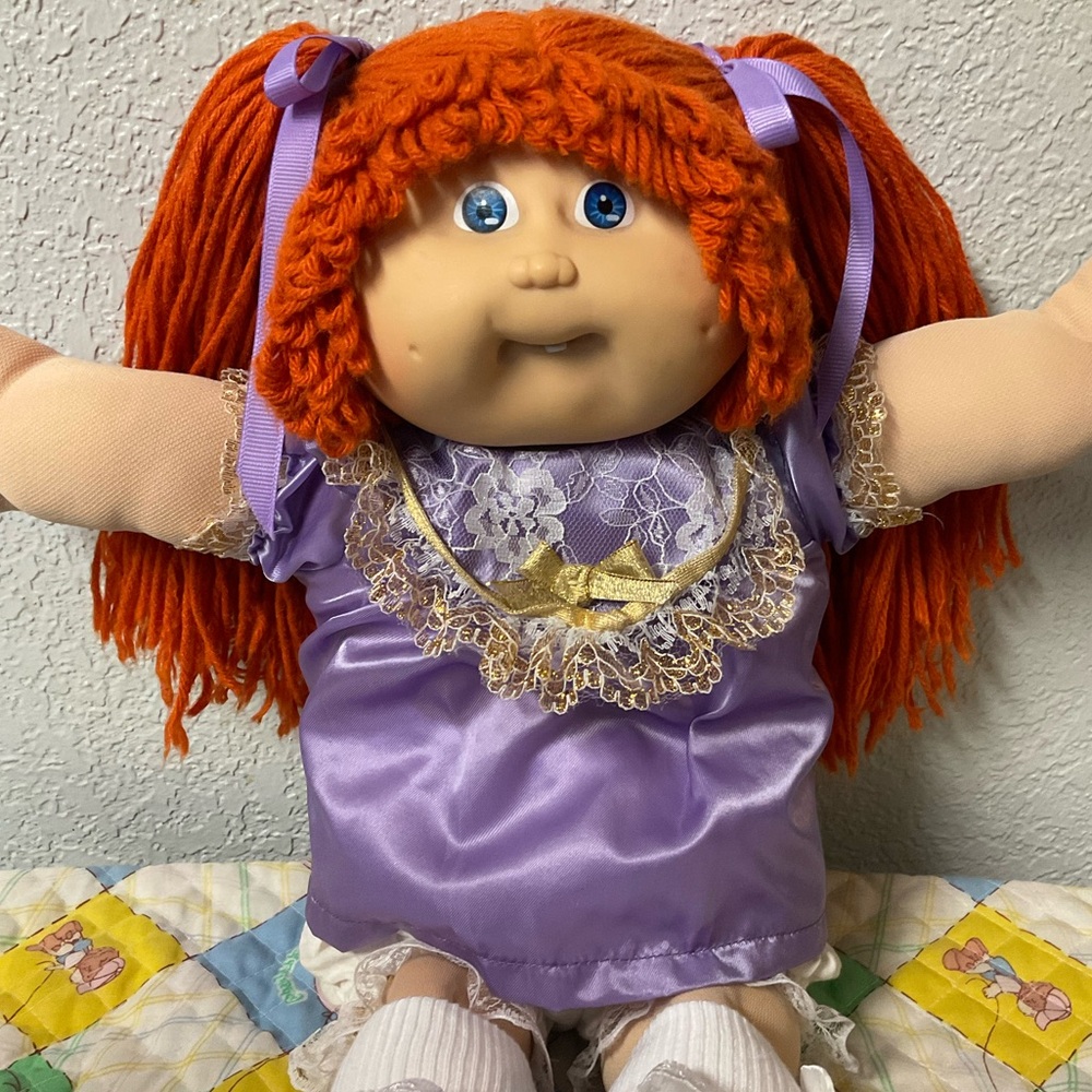 Vintage Cabbage Patch Kid Girl Red Hair Blue Eyes KT Factory Head Mold #5 1985